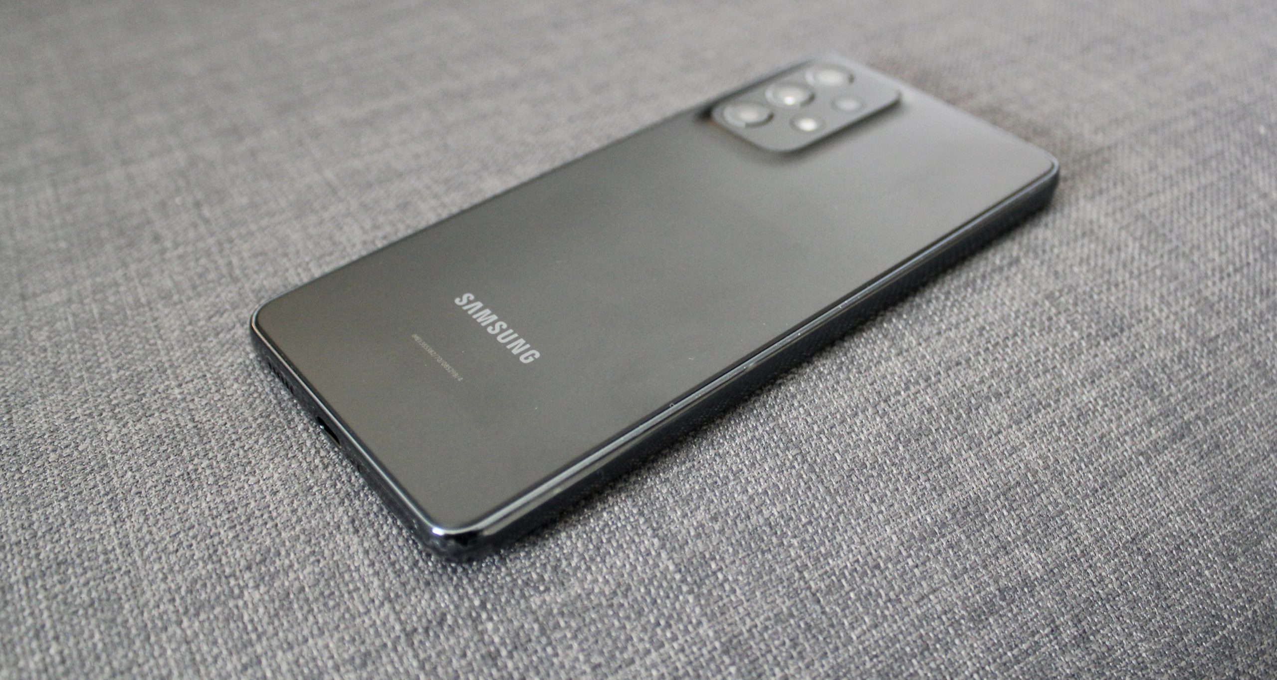 Pandang Pertama : Samsung Galaxy A53 5G - midrange premium terbaru Samsung 24