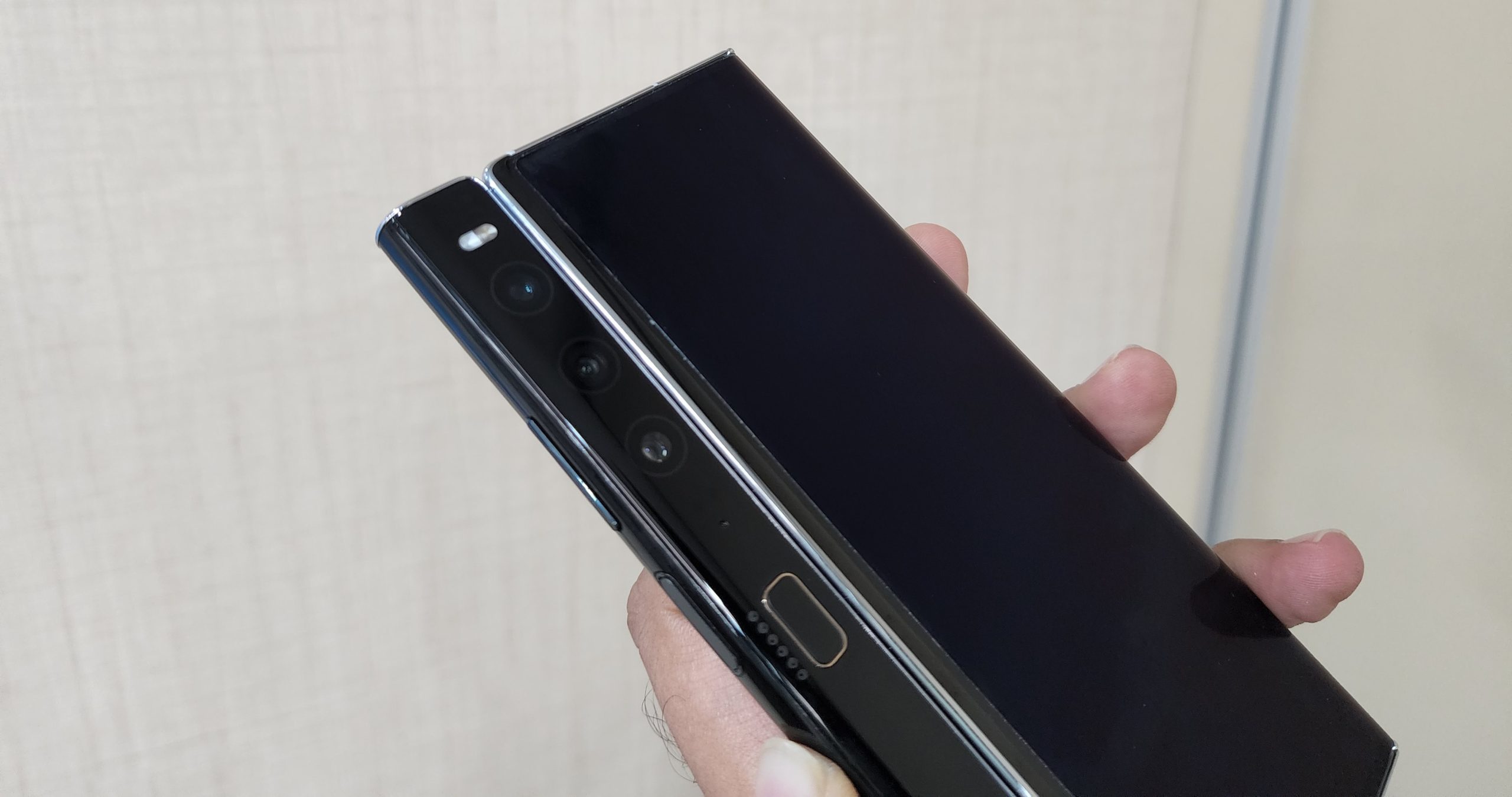 Telefon pintar foldable HUAWEI Mate Xs 2 kini rasmi di Malaysia dengan cip Snapdragon 888 4G pada harga RM 7,999 23