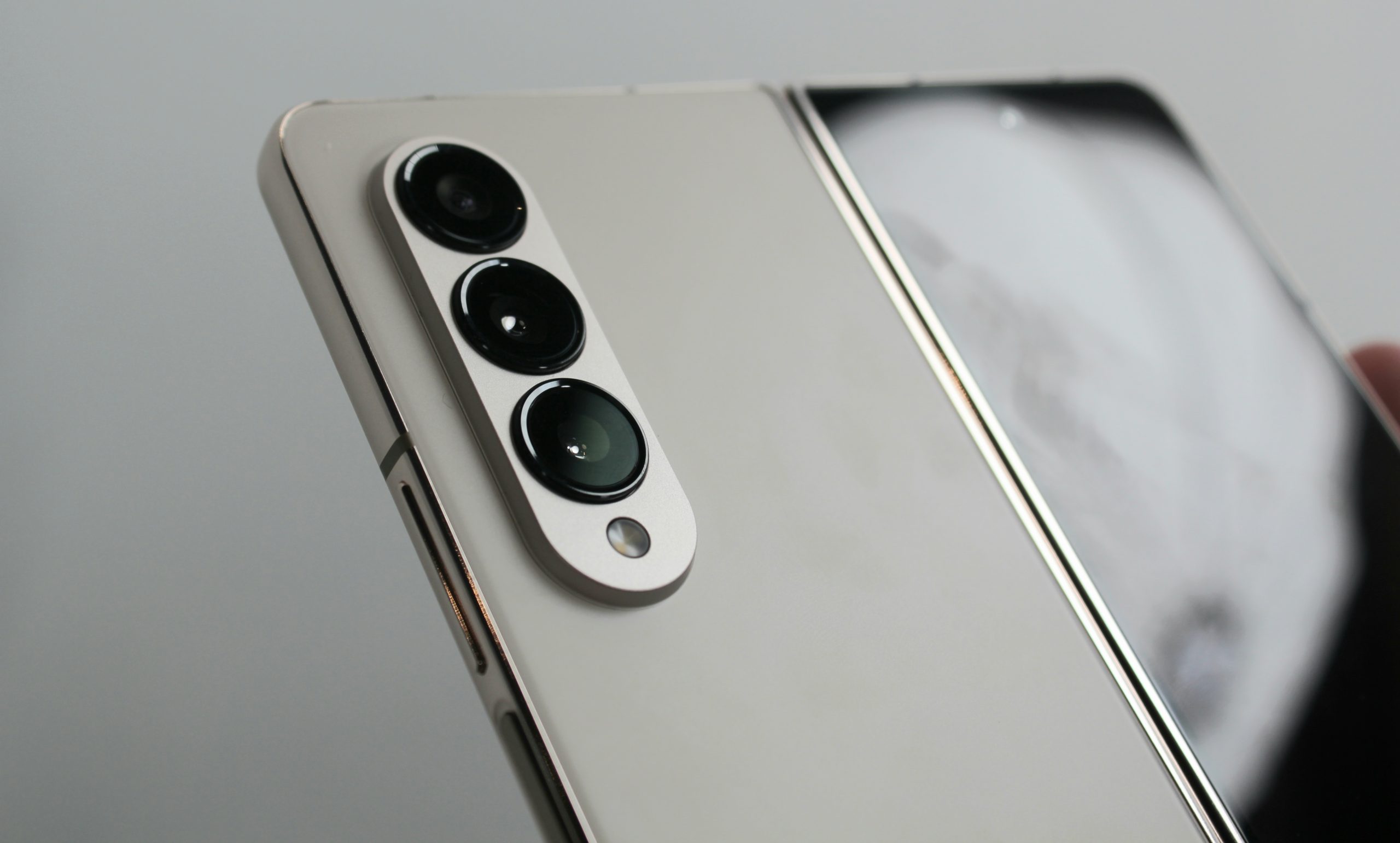 Samsung Galaxy Z Fold4 kini rasmi dengan Snapdragon 8+ Gen 1 dan sistem kamera lebih baik - harga dari RM 6,799 26