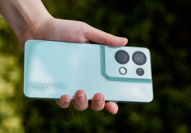 OPPO Reno8 Pro 5G - Telefon pintar yang harus dimiliki untuk memenuhi keperluan gaming dan prestasi cemerlang sepanjang masa 7