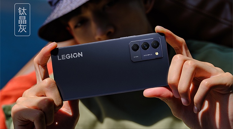 Lenovo Legion Y70 kini rasmi dengan cip Snapdragon 8+ Gen 1 11