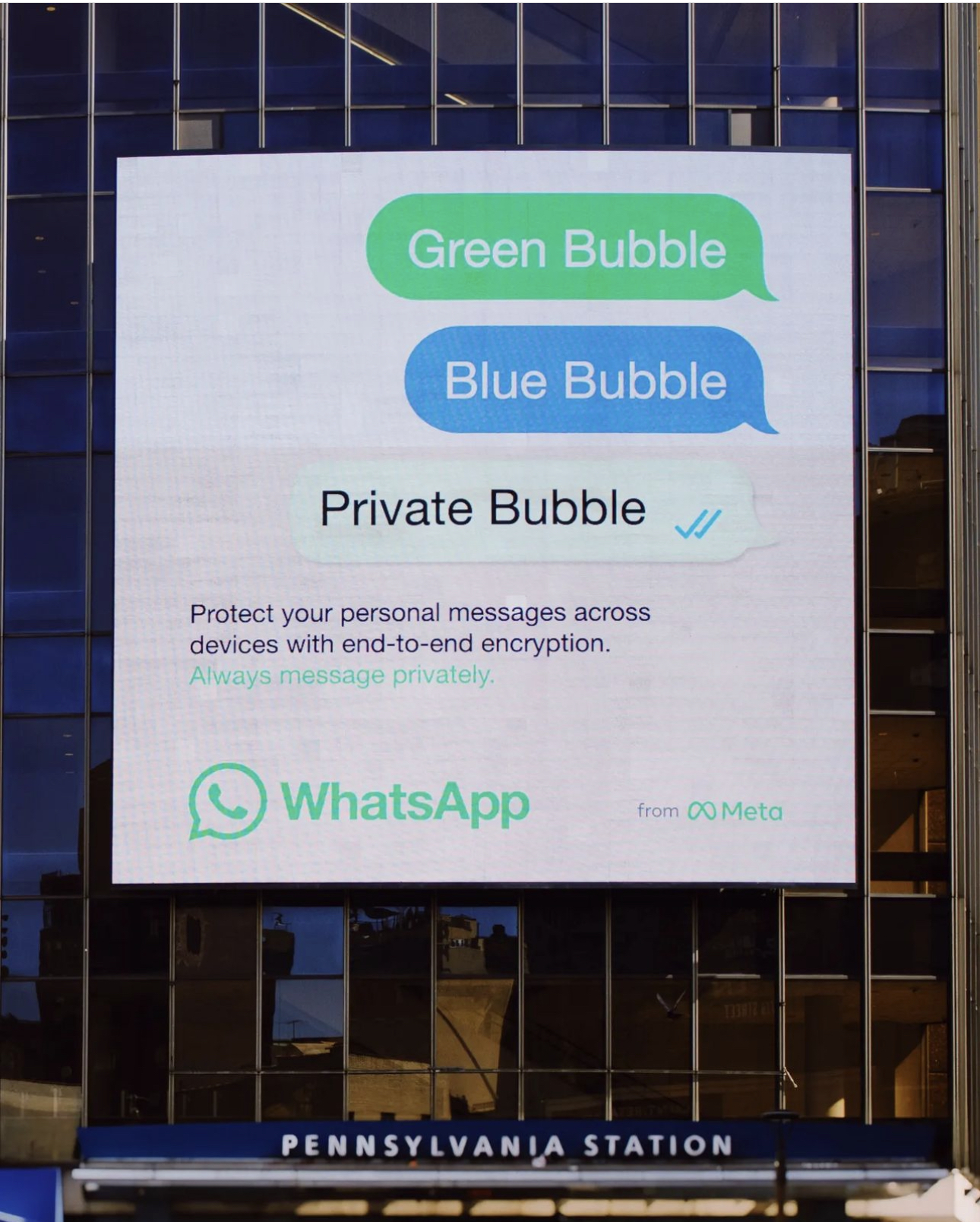 Mark Zuckerberg dakwa WhatsApp lebih selamat berbanding iMessage 3