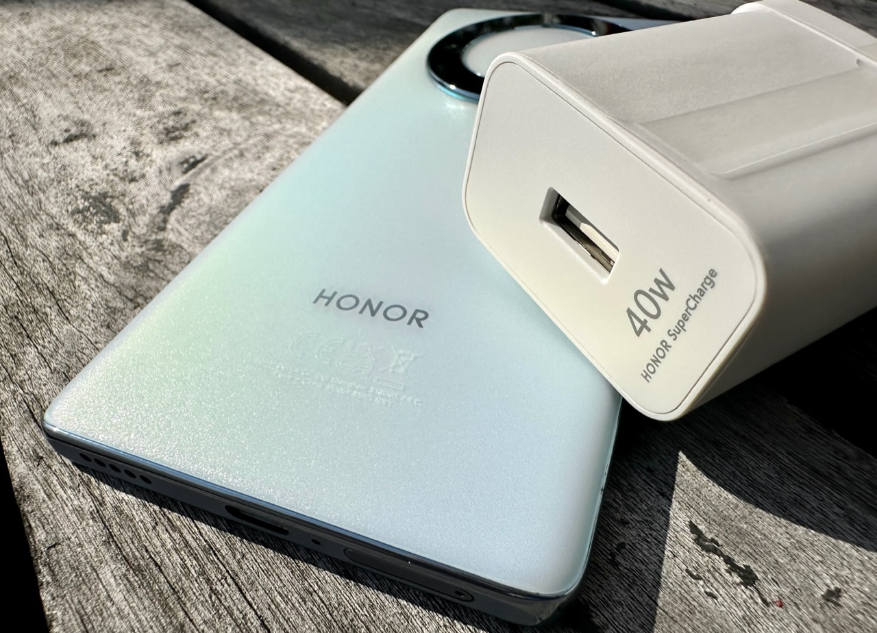 Pandangan Pertama - Honor X9a 5G - telefon pintar midrange dengan gelas keselamatan setaraf peranti flagship 20