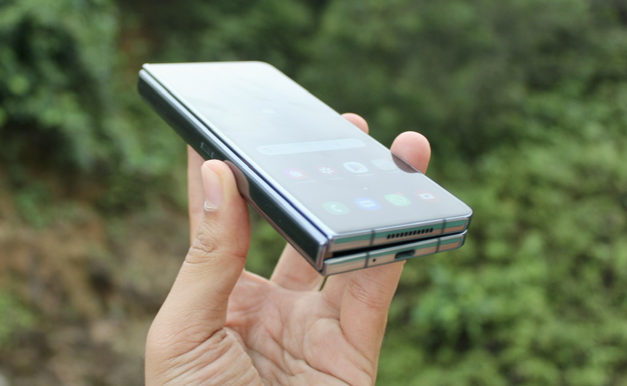 Samsung Galaxy Z Fold5 akan tampil dengan mekanisma engsel baharu tanpa kesan lipatan skrin 8