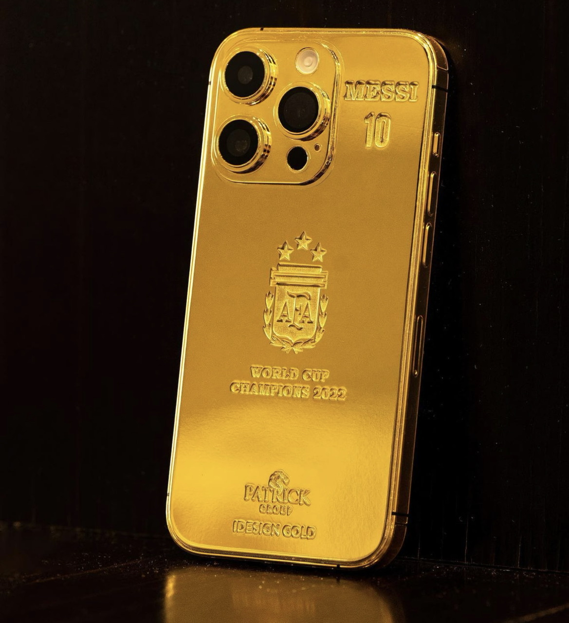 Lionel Messi hadiahkan 35 unit Apple iPhone 14 Pro direka khas kepada staf dan pemain skuad Piala Dunia Argentina 10