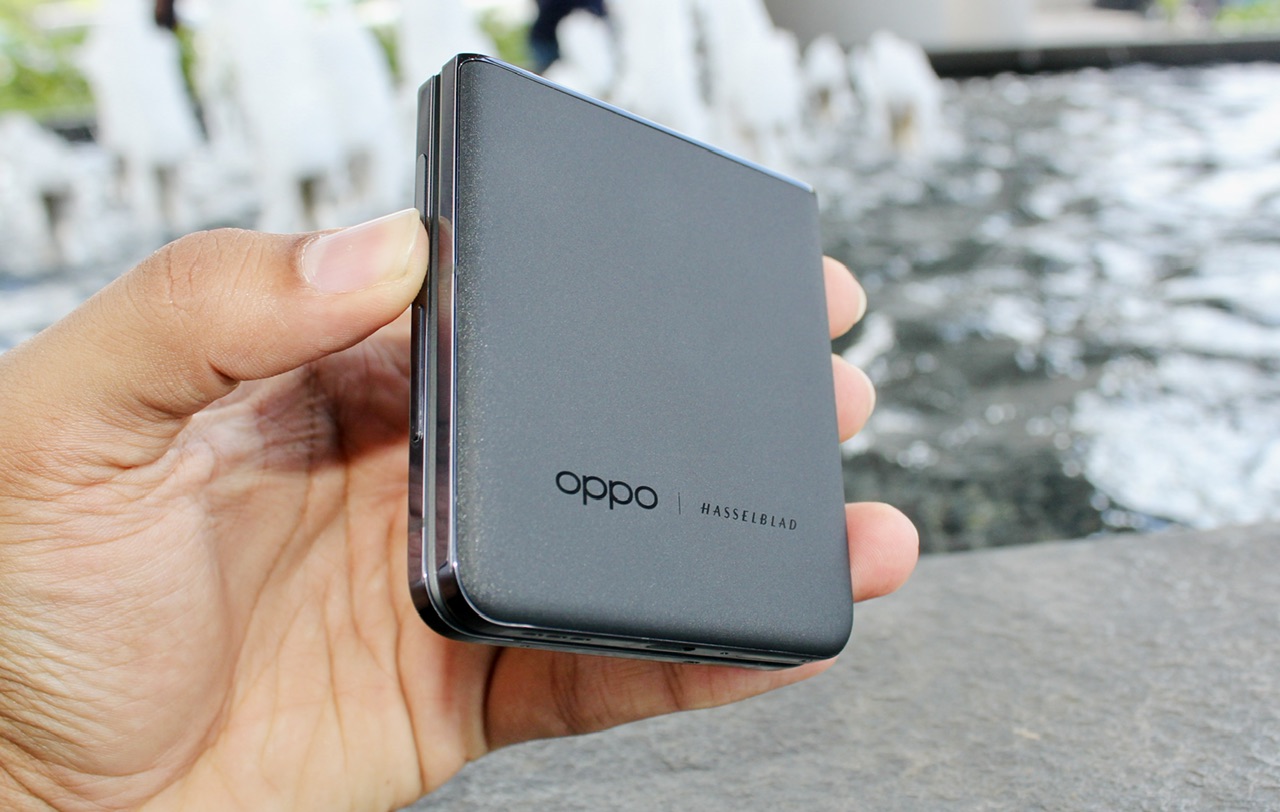 ULASAN : OPPO Find N2 Flip - Telefon Pintar Flip dengan lekukan minima dan bateri tahan lebih lama 1
