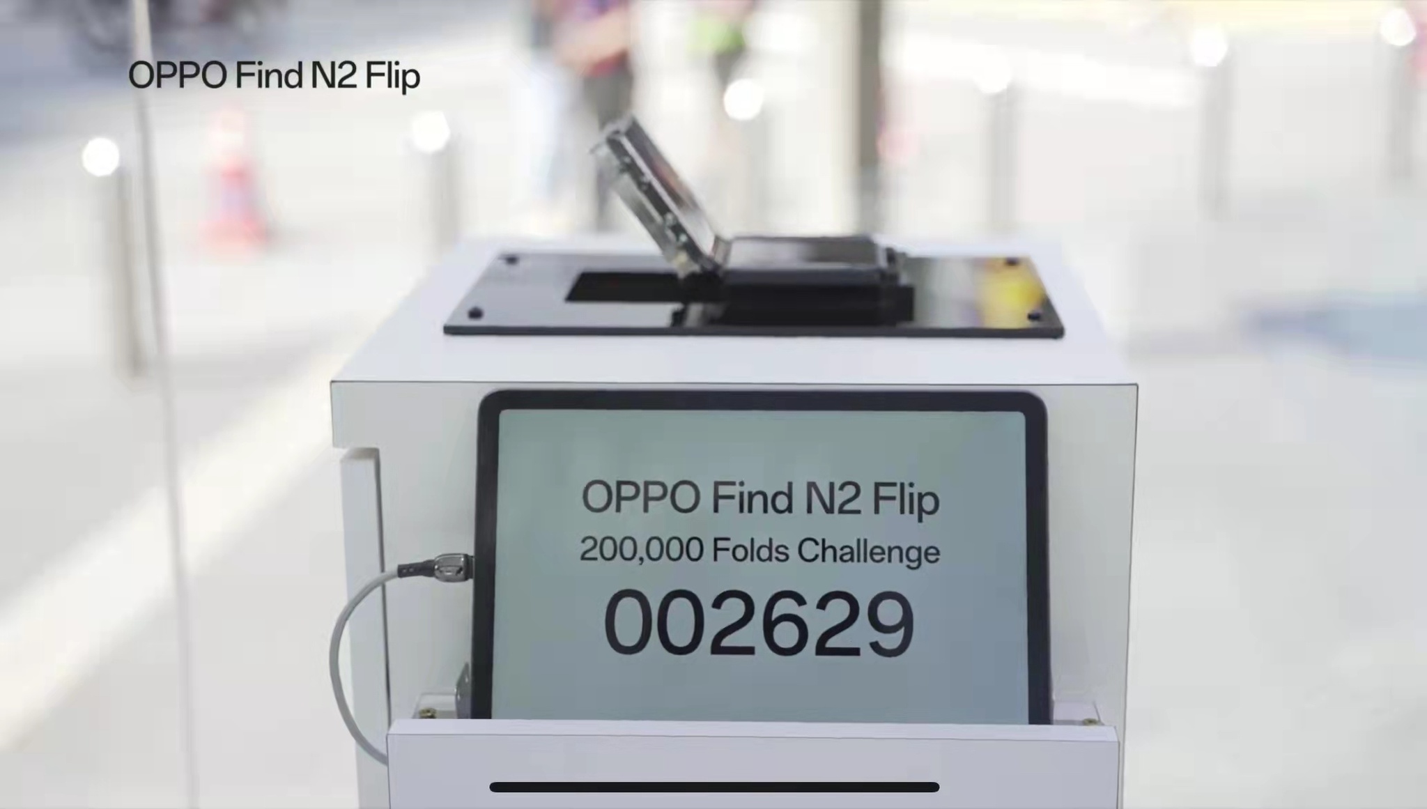 OPPO Find N2 Flip Pop-up Experience Store kini dibuka di Pavillion KL 14