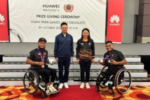 HUAWEI hadiahkan 38 pemenang pingat Sukan Para Asia 2022 dengan jam Watch GT 4 Series 5