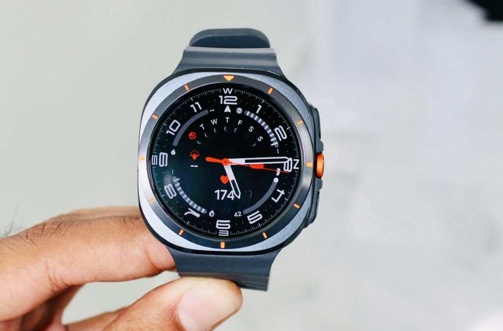 Samsung Galaxy Watch Ultra dilancarkan secara rasmi - RM 3,399 1