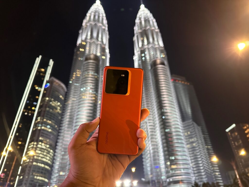 ULASAN : realme GT 7 Pro - Telefon pintar flagship Android terbaik bagi tahun 2024 2