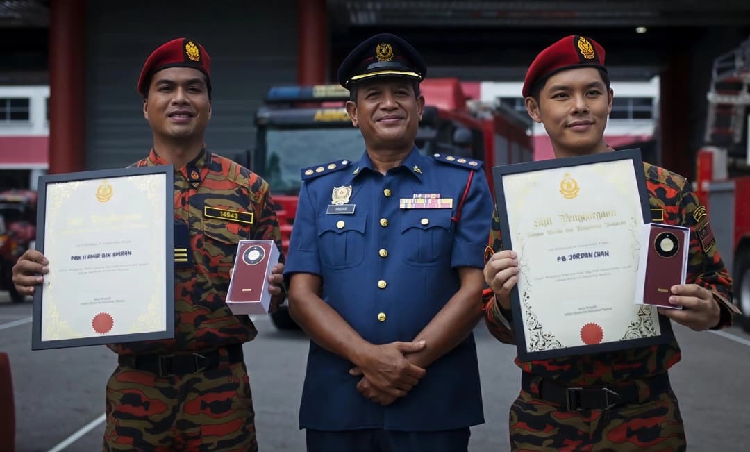 HONOR Malaysia Kolaborasi Dengan Legasi: Bomba The Movie, Menampilkan Telefon Pintar Misteri Yang Dibina Untuk Tahan Lasak 4 HONOR Malaysia Kolaborasi Dengan Legasi: Bomba The Movie, Menampilkan Telefon Pintar Misteri Yang Dibina Untuk Tahan Lasak 4