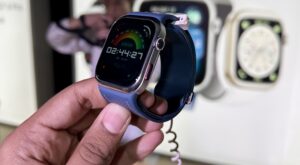 HUAWEI Watch D2 Blue Edition kini ditawarkan di Malaysia - RM 1,699 10