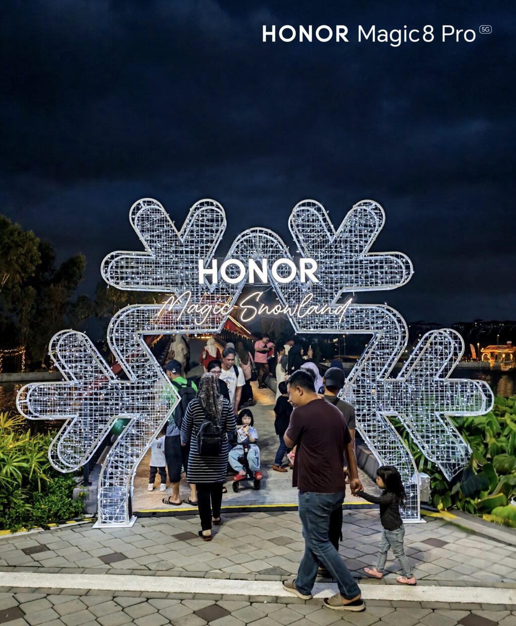 Raikan keajaiban musim perayaan bersama HONOR Magic8 Pro di Magic Snowland , Elimina Lakeside Mall 1