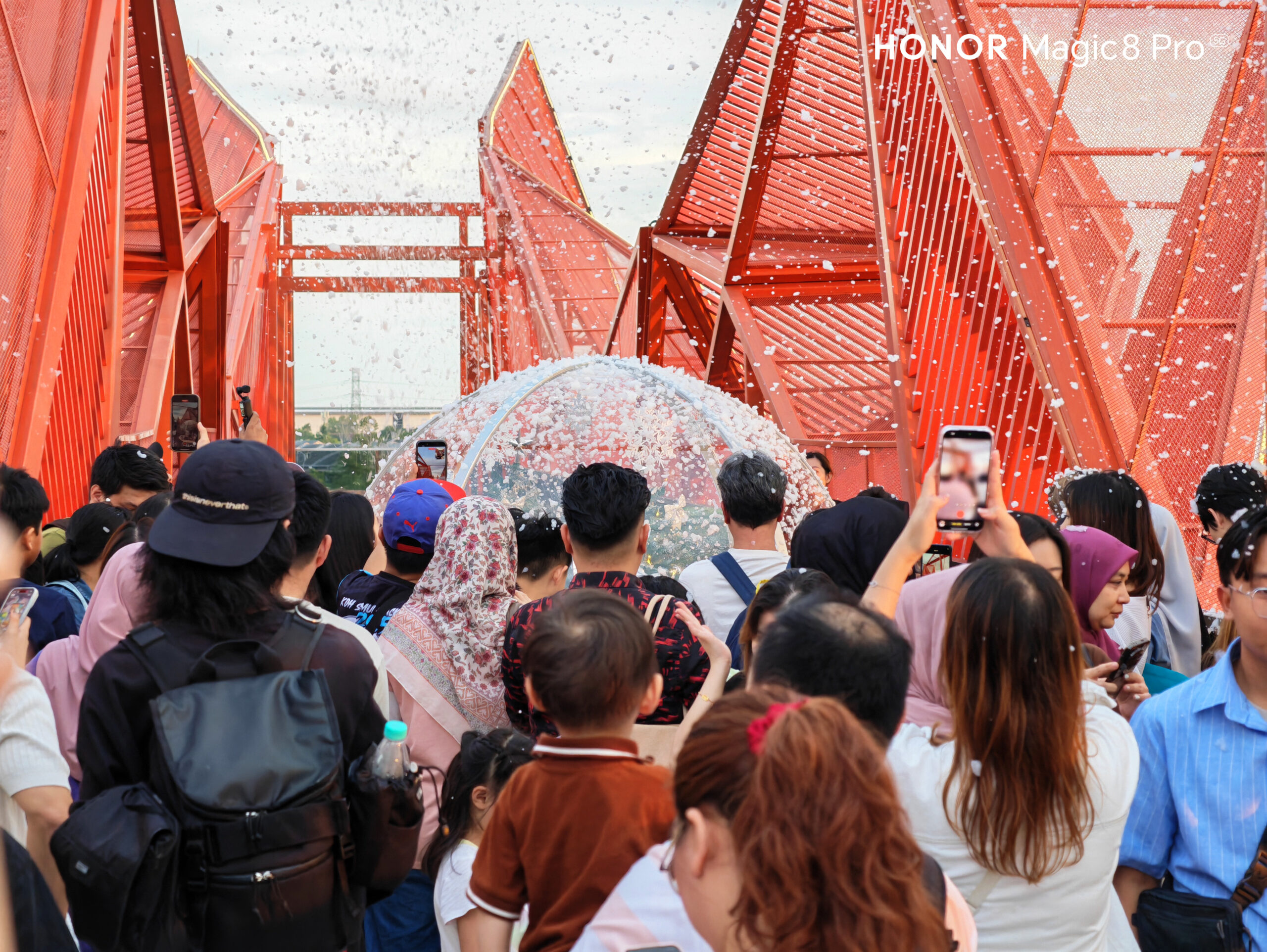 Raikan keajaiban musim perayaan bersama HONOR Magic8 Pro di Magic Snowland , Elimina Lakeside Mall 4 Raikan keajaiban musim perayaan bersama HONOR Magic8 Pro di Magic Snowland , Elimina Lakeside Mall 4