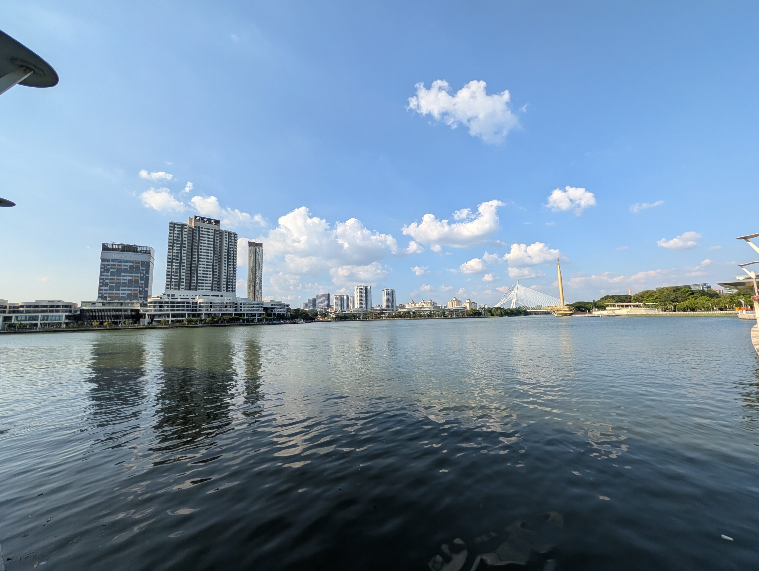 ULASAN : Google Pixel 10 Pro - Senjata Baru Google untuk Dominasi Android 11 ULASAN : Google Pixel 10 Pro - Senjata Baru Google untuk Dominasi Android 11