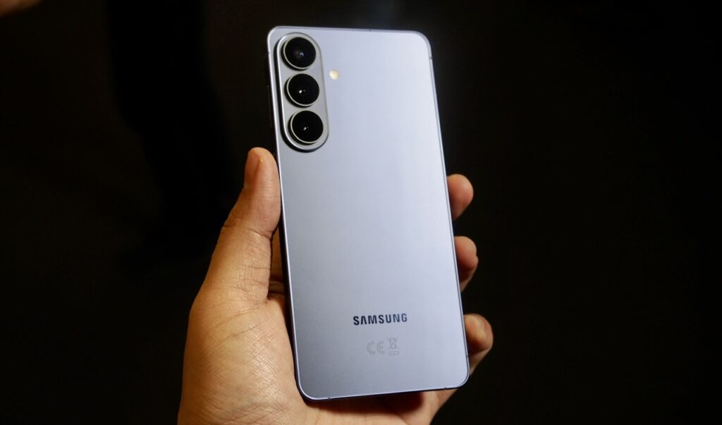 Pandang Pertama : Samsung Galaxy S26 Ultra - Privacy Display dan Agentic AI mencuri tumpuan pada tahun ini 1