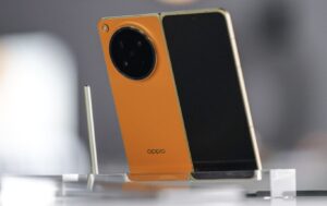 OPPO Find N6 kini rasmi dengan teknologi Zero-feel Crease - RM 8,699 7