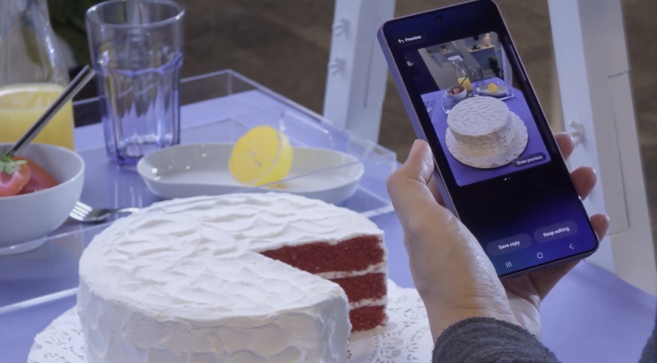 Detik Harian Jadi Lebih Mudah dengan Galaxy AI 4 Detik Harian Jadi Lebih Mudah dengan Galaxy AI 4