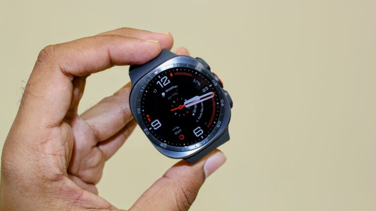 Samsung Galaxy Watch Ultra2 dilancarkan dengan rekaan ergonomik dan cip Snapdragon Wear Elite 1