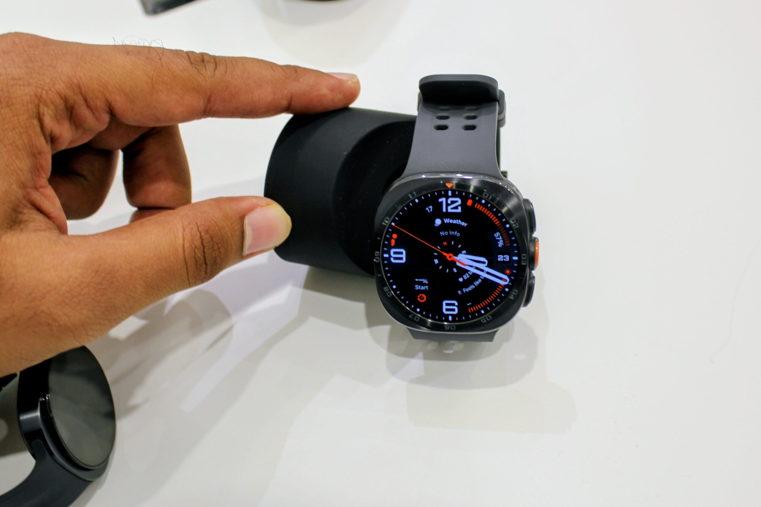 Pandang Pertama: Samsung Galaxy Watch Ultra2 - skrin paling cerah & cipset Snapdragon Wear Elite 2 Pandang Pertama: Samsung Galaxy Watch Ultra2 - skrin paling cerah & cipset Snapdragon Wear Elite 2