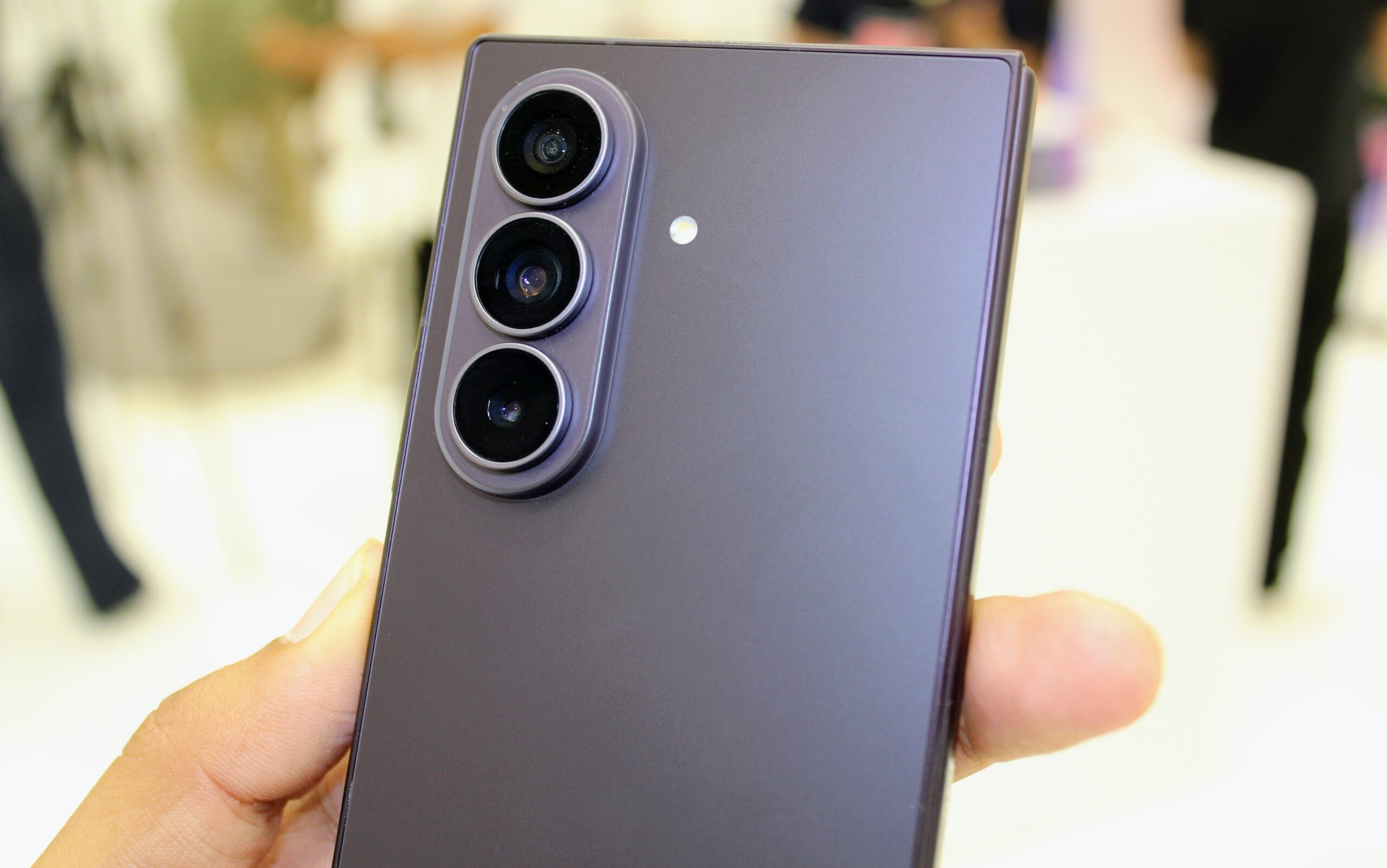 Pandang Pertama : Samsung Galaxy Z Fold8 Ultra - foldable terbaik pasaran 7 Pandang Pertama : Samsung Galaxy Z Fold8 Ultra - foldable terbaik pasaran 7