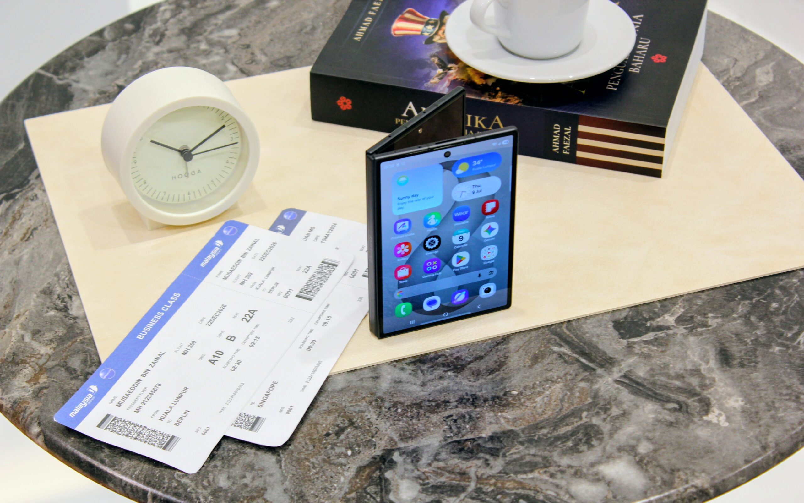 Samsung Galaxy Z Series: Apabila Gaya Yang Berbicara Sebelum Kata-Kata 9 Samsung Galaxy Z Series: Apabila Gaya Yang Berbicara Sebelum Kata-Kata 9