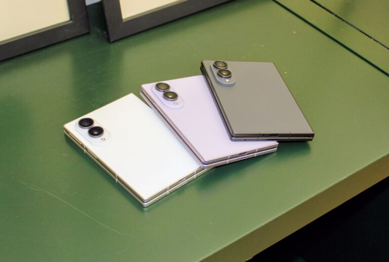 Samsung Galaxy Z Fold8 kini rasmi - reka bentuk baharu sebagai pencabar iPhone Fold 14