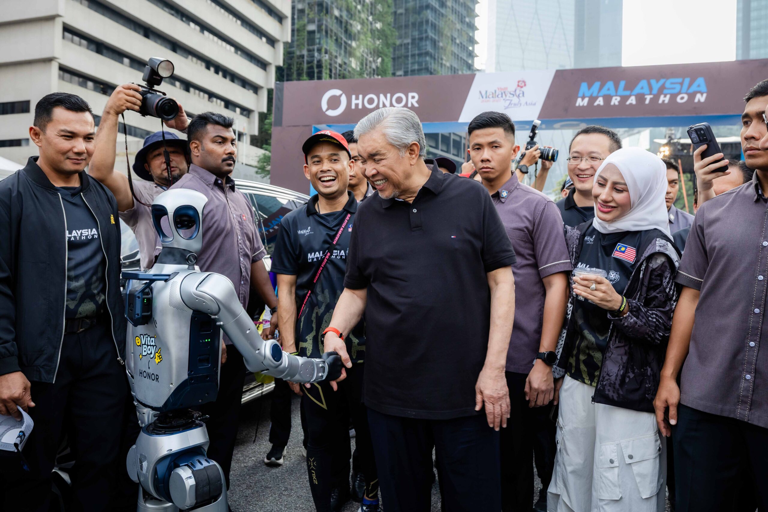 HONOR telah menyertai Perarakan Hari Kebangsaan, X9e Pro dan Robot HONOR juga turut serta 8 HONOR telah menyertai Perarakan Hari Kebangsaan, X9e Pro dan Robot HONOR juga turut serta 8