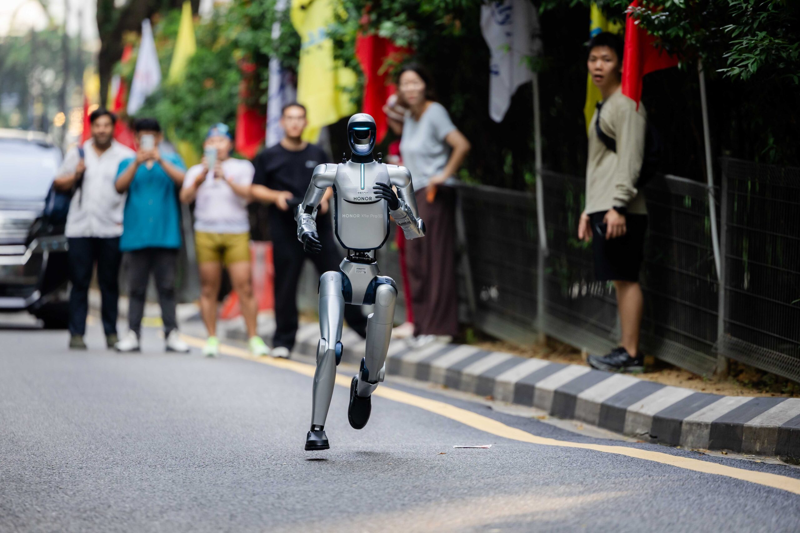 HONOR telah menyertai Perarakan Hari Kebangsaan, X9e Pro dan Robot HONOR juga turut serta 7 HONOR telah menyertai Perarakan Hari Kebangsaan, X9e Pro dan Robot HONOR juga turut serta 7