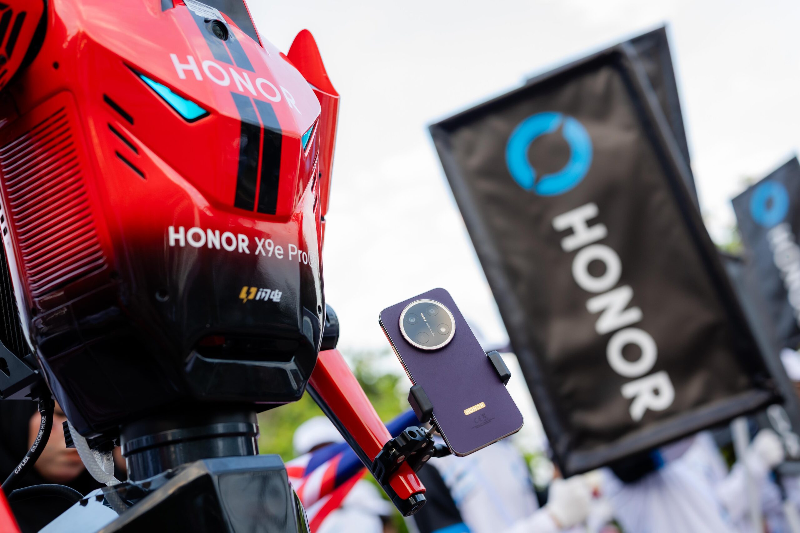 HONOR telah menyertai Perarakan Hari Kebangsaan, X9e Pro dan Robot HONOR juga turut serta 3 HONOR telah menyertai Perarakan Hari Kebangsaan, X9e Pro dan Robot HONOR juga turut serta 3