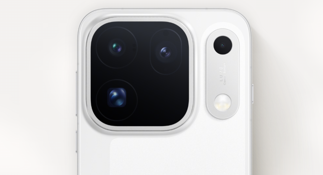 OPPO Find X10 Pro Max Rasmi Dengan Tiga Kamera 200MP, Dimensity 9600 Pro Dan Bateri 8,000mAh 3 OPPO Find X10 Pro Max Rasmi Dengan Tiga Kamera 200MP, Dimensity 9600 Pro Dan Bateri 8,000mAh 3