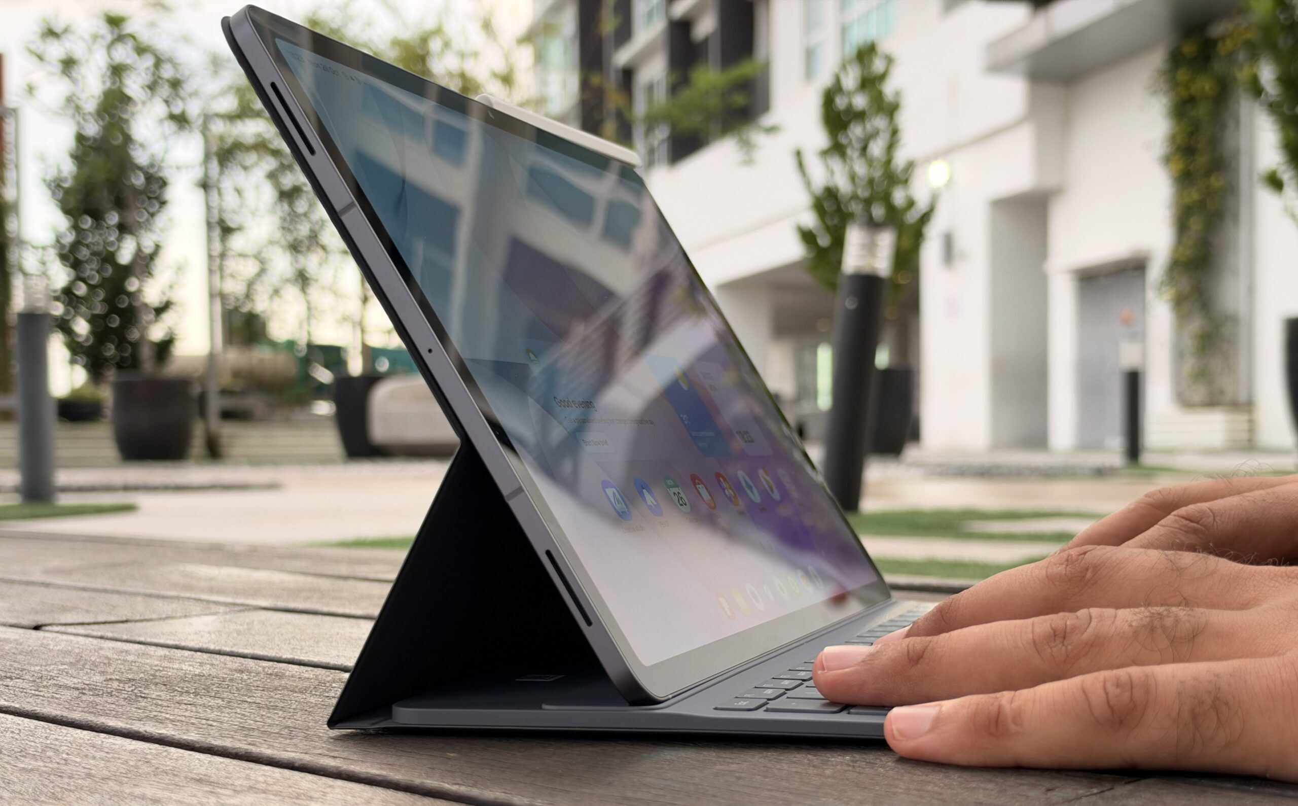 ULASAN : Samsung Galaxy Tab S12+ – Pilihan Ideal Untuk Kerja dan Hiburan? 13 ULASAN : Samsung Galaxy Tab S12+ – Pilihan Ideal Untuk Kerja dan Hiburan? 11